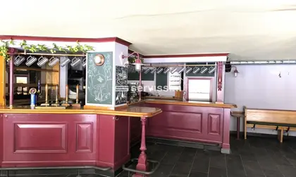 Local comercial de alquiler en Arinsal, 163 metros
