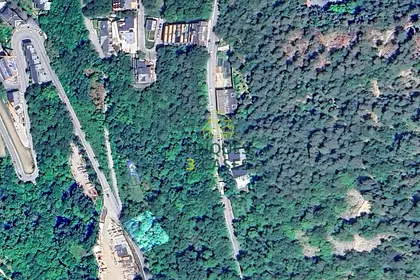 L'extensa parcel·la per comprar d´uns 710 m²,