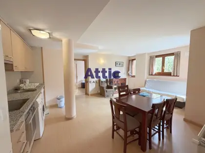 Apartament de 2 dormitoris amb pàrquing i traster a Soldeu, a toc...