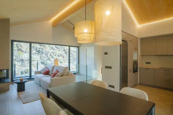 Chalet · 335 m² en Sant Julià de Lòria, anunciado por Housing R.E a 1.580.000 €
